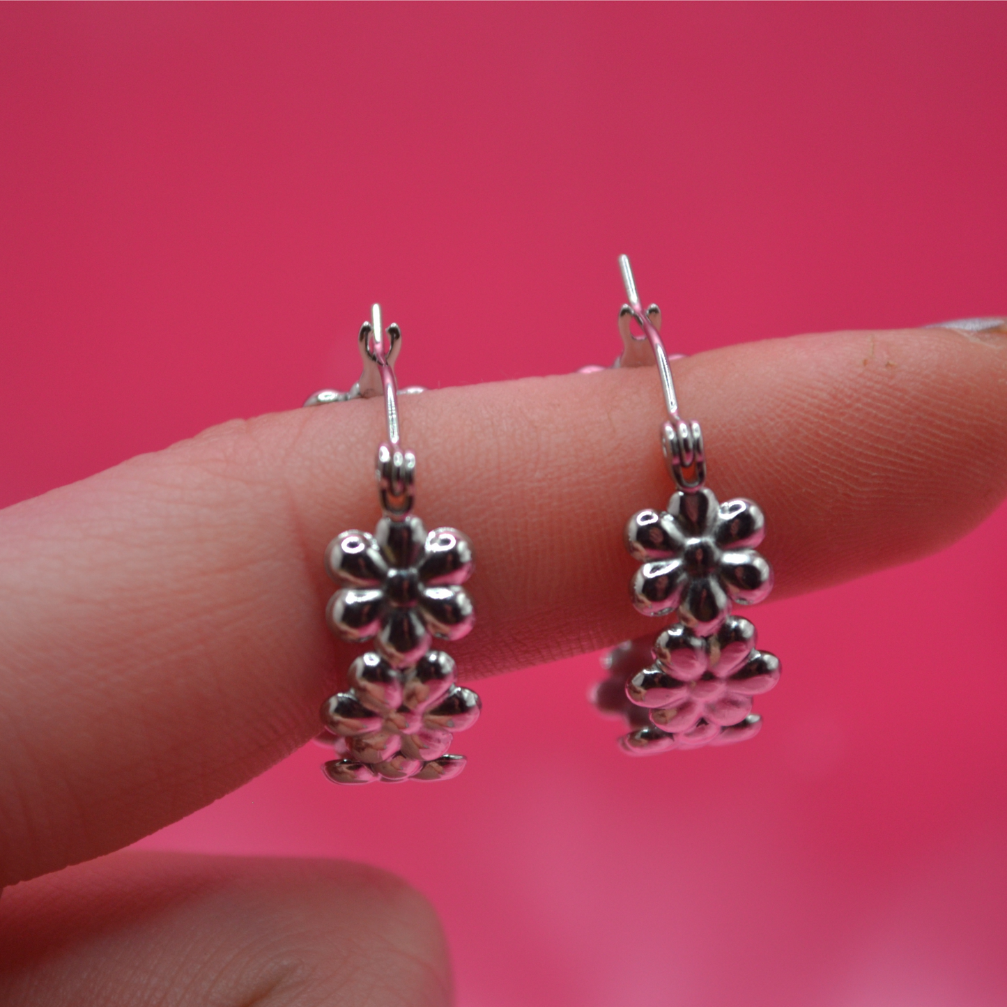 Daisy Chain Hoops