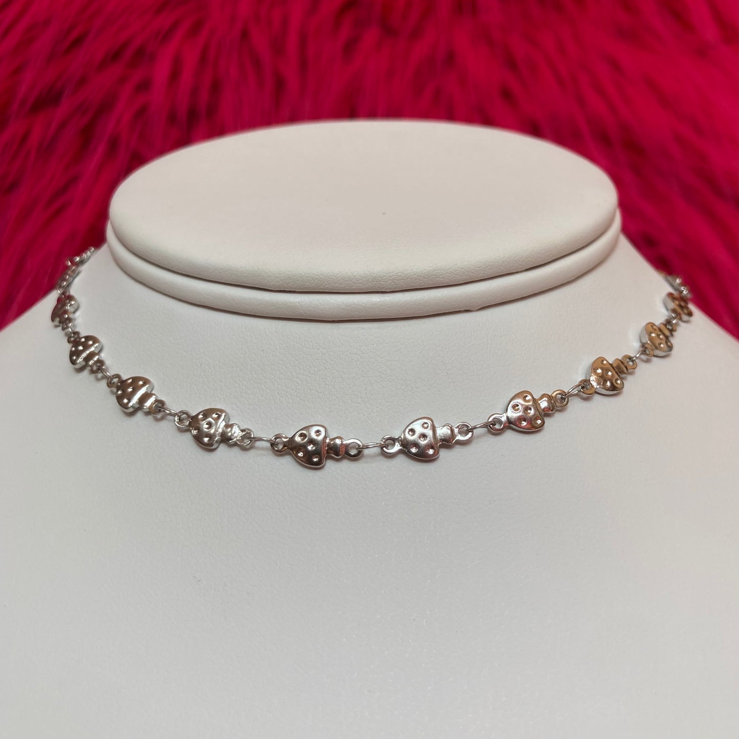 Mushroom Chain Choker