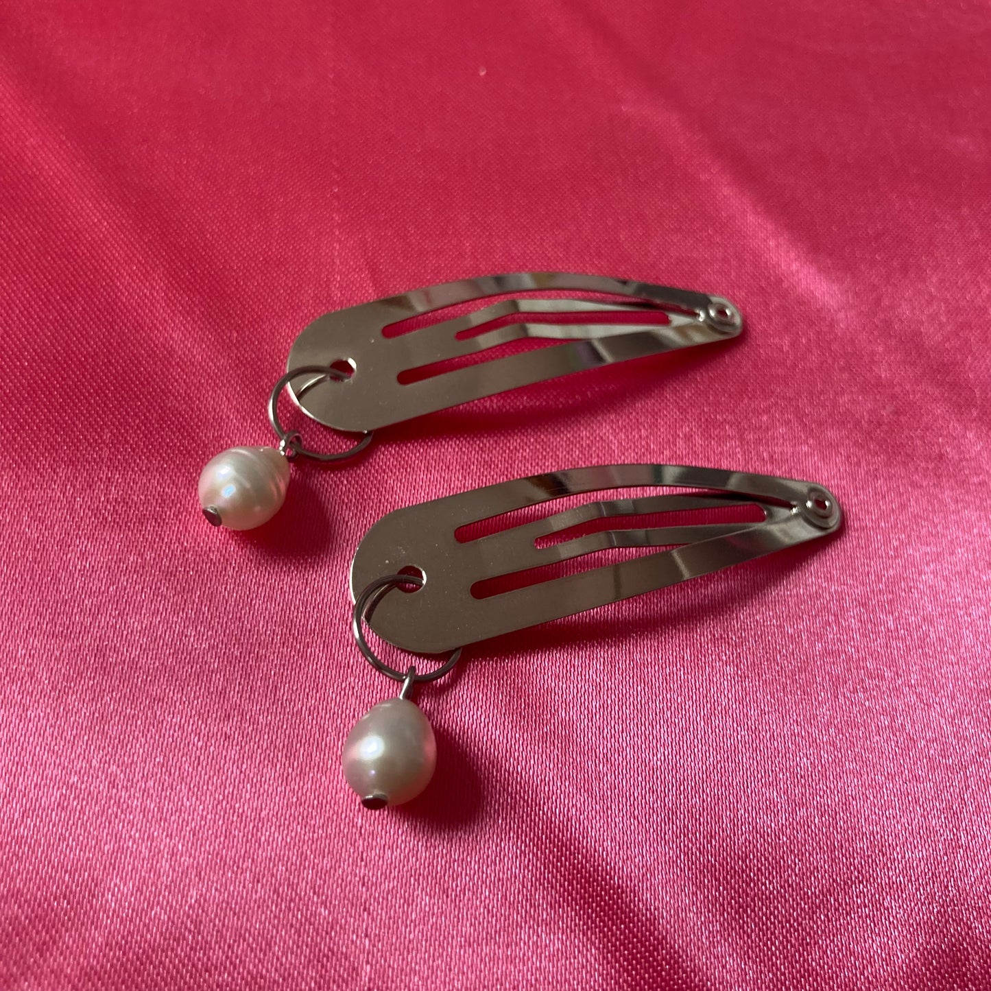 Freshwater Pearl Charm Hair Clips